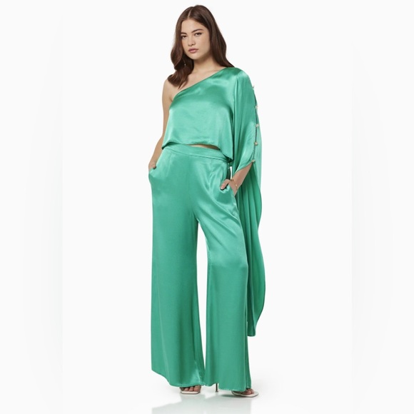 Elliatt Ambrosia Pant and Top Set in Green NWT Small